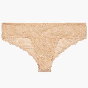 Savage x Fenty Lacy Cheeky Panty - s